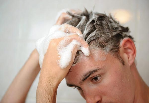 Cách chăm sóc tóc uốn nam tại nhà chuẩn như salon