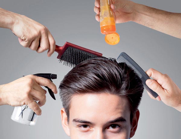 Chải tóc bằng lược chuyên dụng và sử dụng dưỡng tóc đều đặn cho tóc chắc khỏe và và nếp