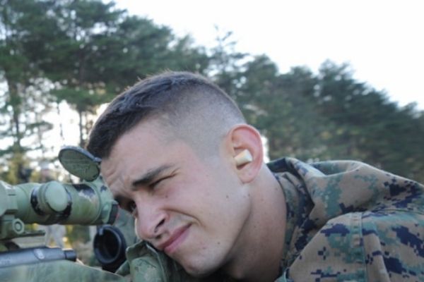 Kiểu tóc lính thủy đánh bộ cho học sinh cấp 3 phong cách Mỹ mang lại sự nam tính, cuốn hút