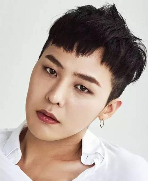 Kiểu tóc mái ngố đẹp mắt thể hiện được cá tính và phong cách riêng của G-Dragon