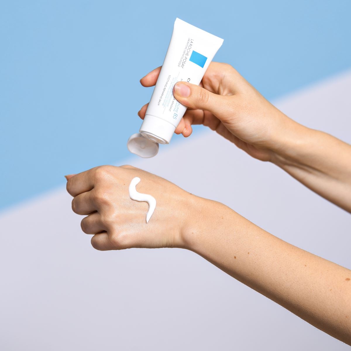 da tay bị rộp khi đụng nước