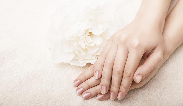 vaseline có dưỡng da tay được không