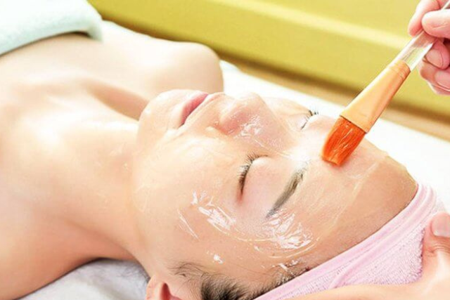 làm đẹp bằng nha đam tươi