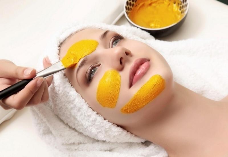 bột nghệ có tác dụng gì cho da mặt